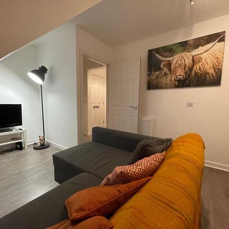 Carvetii - Edward House D - 2 Dbl Bed 2Nd Floor Flat Apartment Дънфърмлин Екстериор снимка