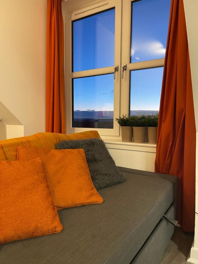 Carvetii - Edward House D - 2 Dbl Bed 2Nd Floor Flat Apartment Дънфърмлин Екстериор снимка